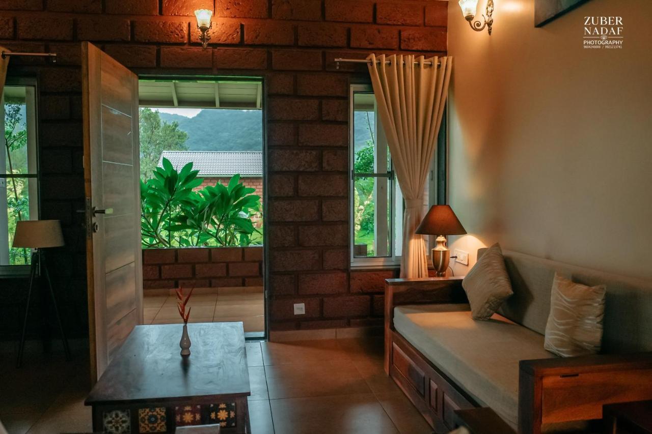 Kireina Wellness Resort Koynanagar Bagian luar foto