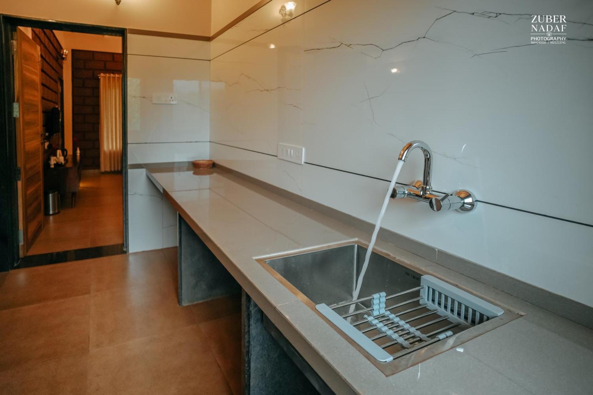 Kireina Wellness Resort Koynanagar Bagian luar foto