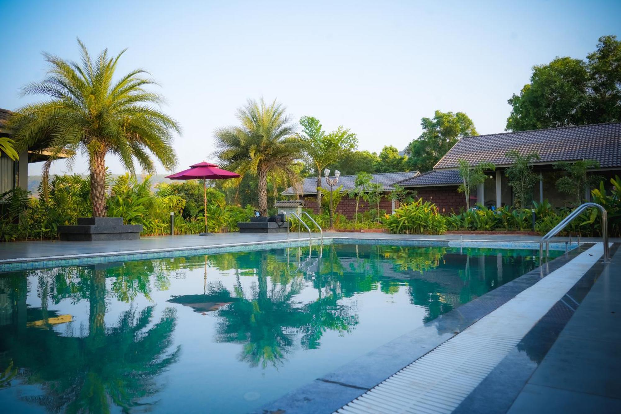 Kireina Wellness Resort Koynanagar Bagian luar foto
